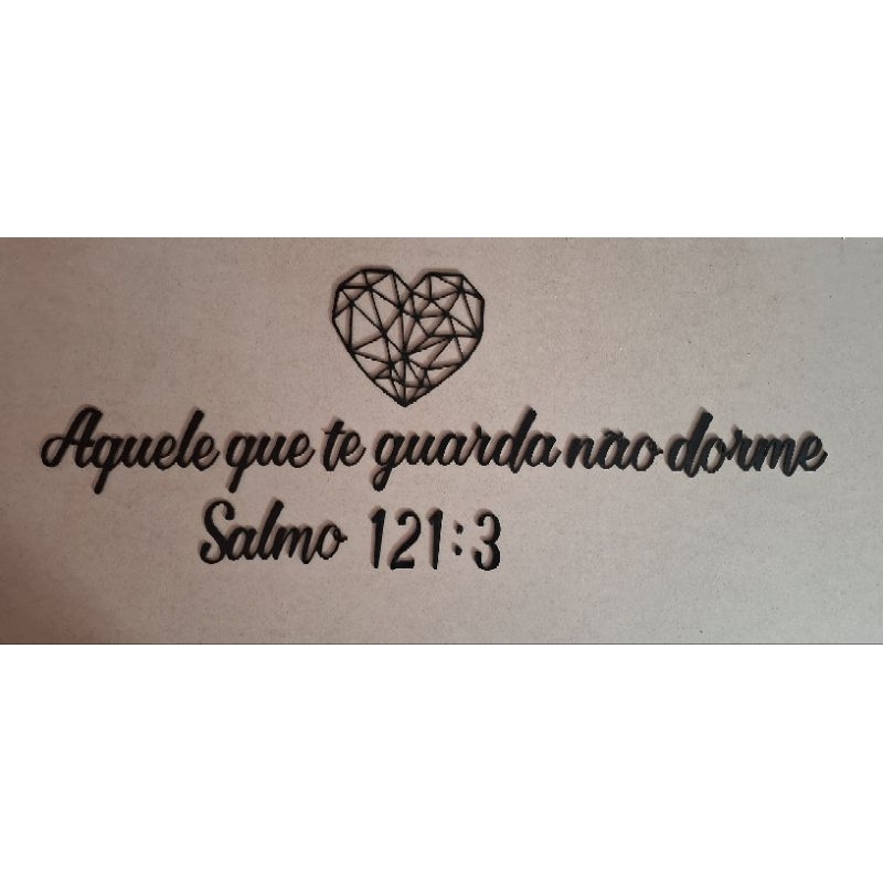 Salmo 121:3  Aquele que te guarda não dorme.