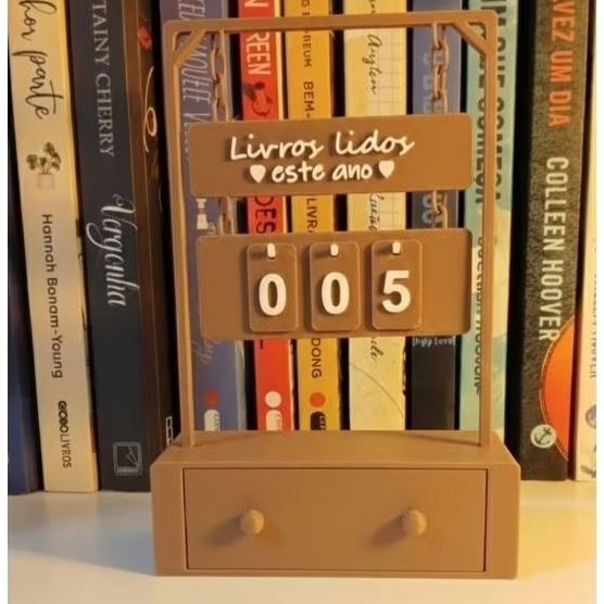 Contador de livros lidos anual com gavetinha