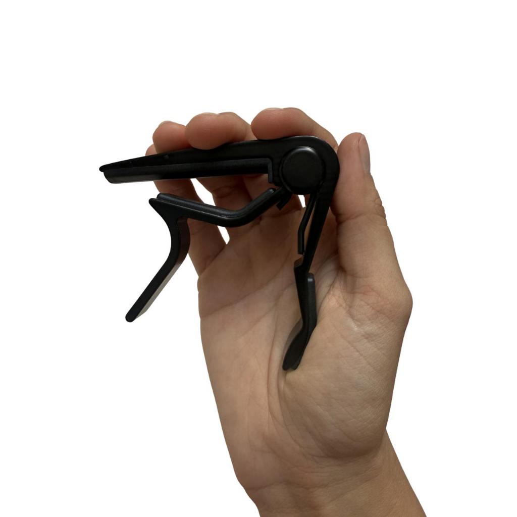 Capotraste Em Metal Para Violão E Guitarra KGL CP-02 Preto