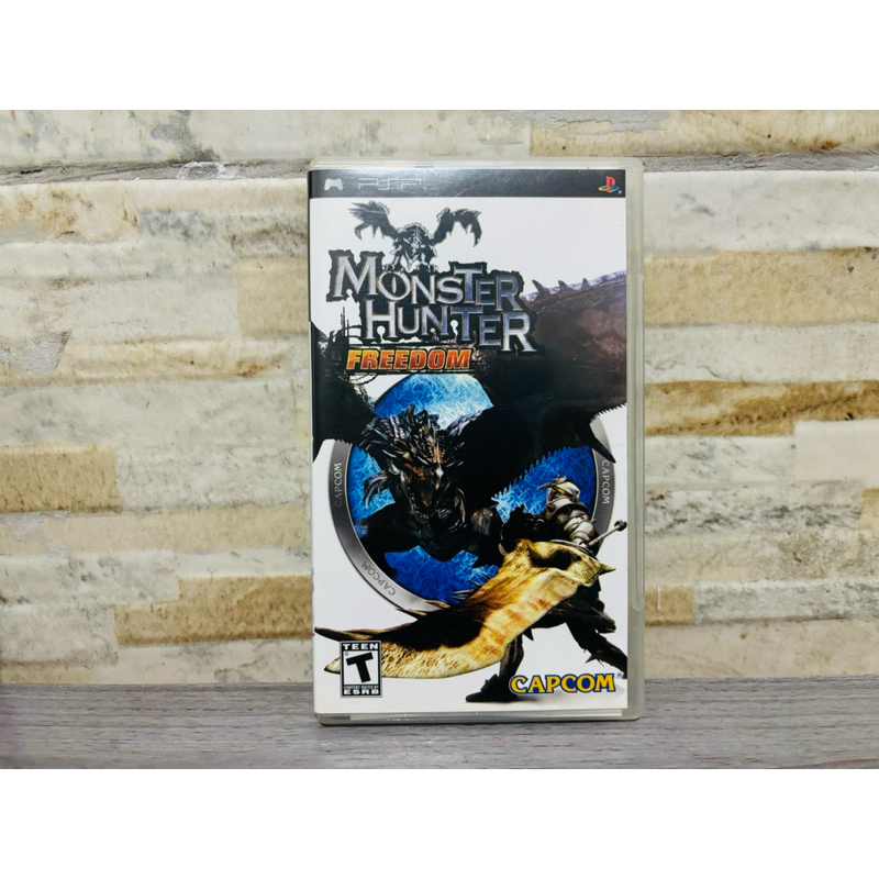 Monster Hunter Freedom Original de PSP
