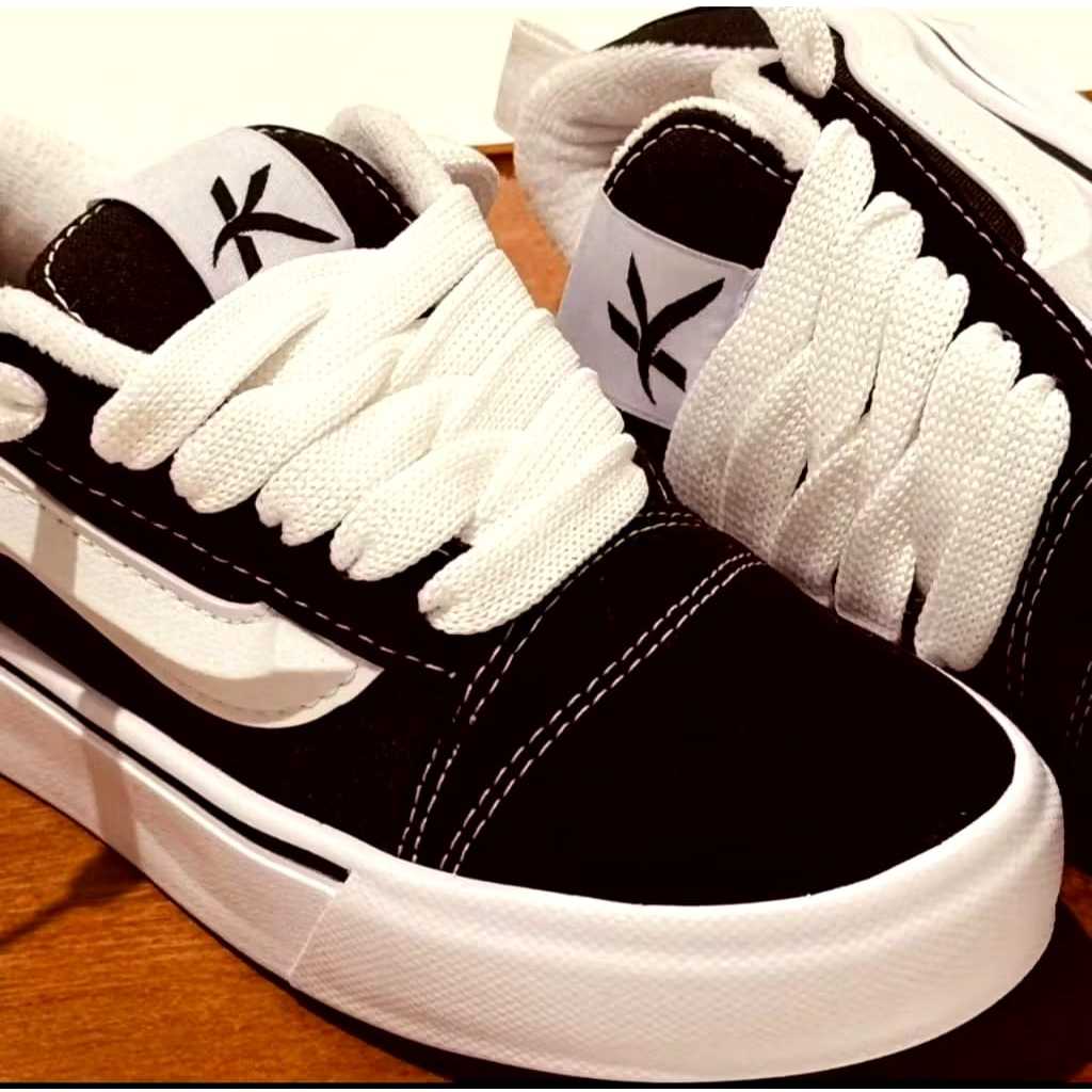 tênis Masculino e Feminino Preto/Branco Casual