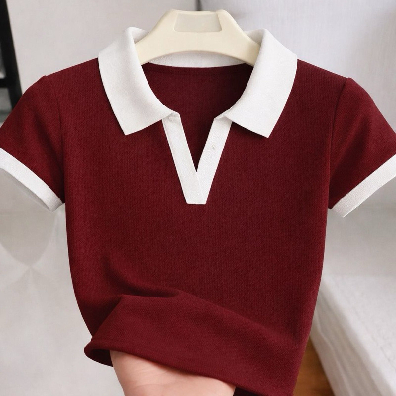 Camiseta Feminina Gola Polo Bicolor Tecido Ribana Canelada Elegante Casual e Versátil