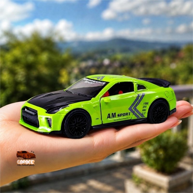 Miniatura de Carros Nissan GTR Camaro  Fricção Metal Diecast Coleção Brinquedo Carrinho