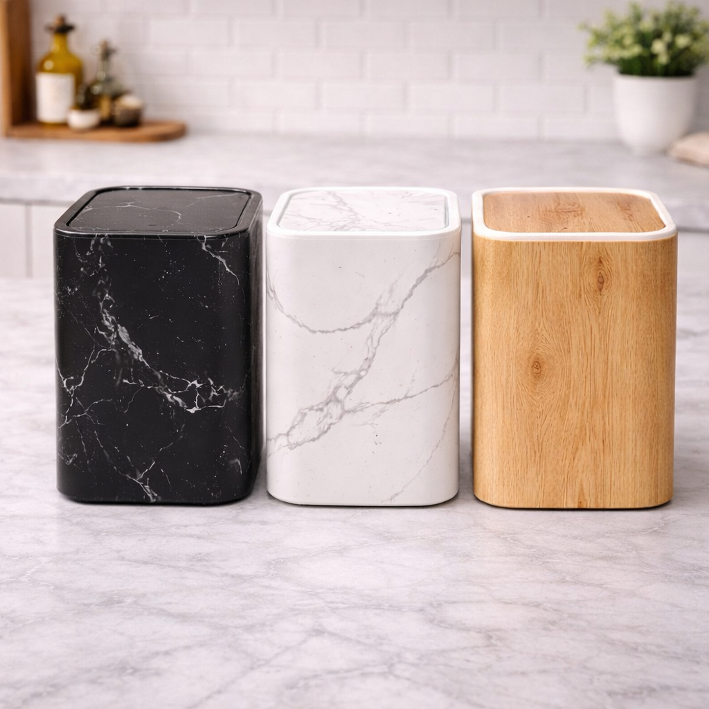 Lixeira Basculante Compacta 26cm Mármore – Design Elegante para Banheiro, Lavabo e Cozinha