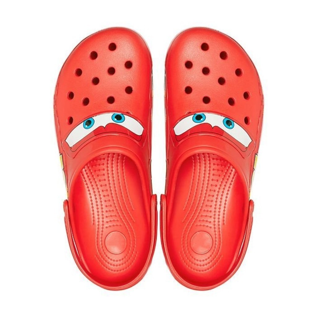 [Enviado em 24 horas]McQueen Sapatos De Buraco De Carro Sandálias Chinelos Antiderrapantes Praia Casuais