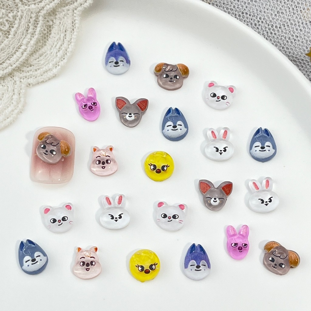 Kpop Ídolo Stray Crianças 50 Peças De Resina De Manicure Mista Mini Série Desenhos Animados Animais Strass DIY Artesanat