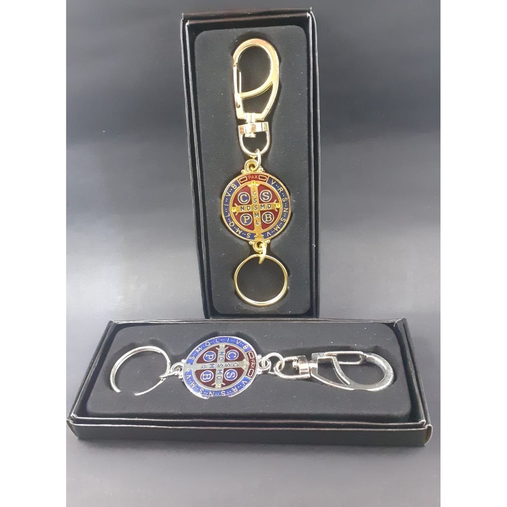 Chaveiro De Metal Medalha São Bento Com Mosquetão Dourado ou Prateado promo