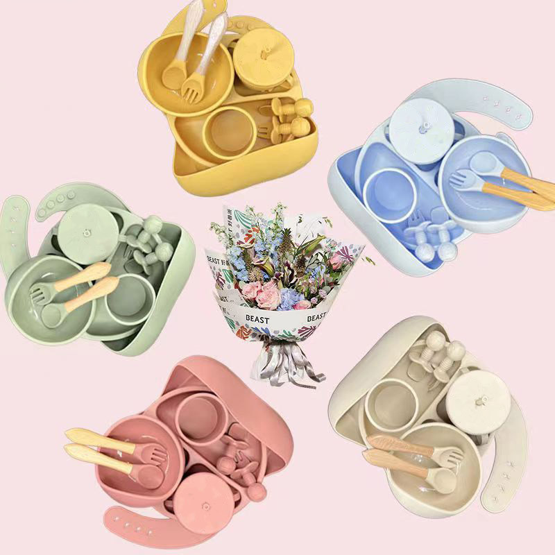 Talheres bebê silicone 8 Peças kit Talheres Infantil Com Ventosa Canudo Colher Babador Garfo NOVO 2026