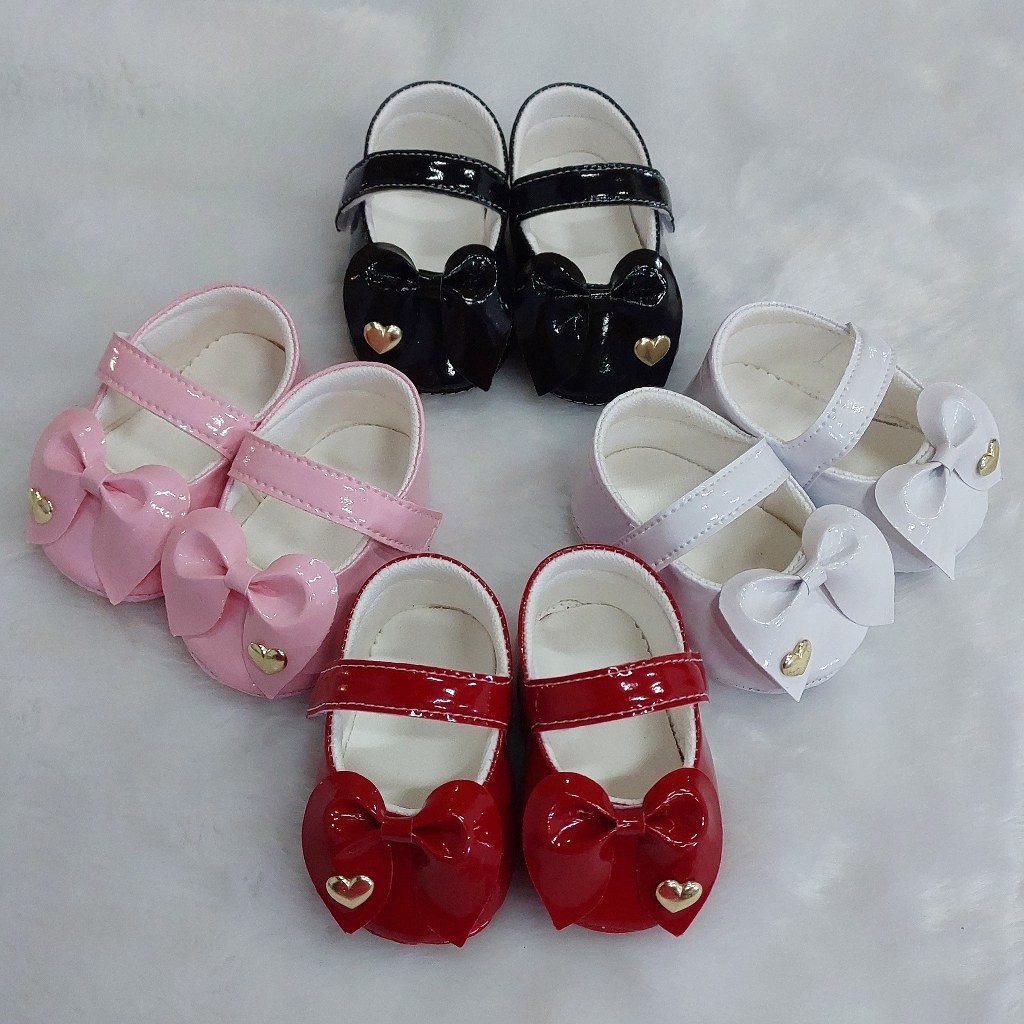 Sapatilha Para Bebes VERNIZ Menina Laço Coração SApatinho Batizado