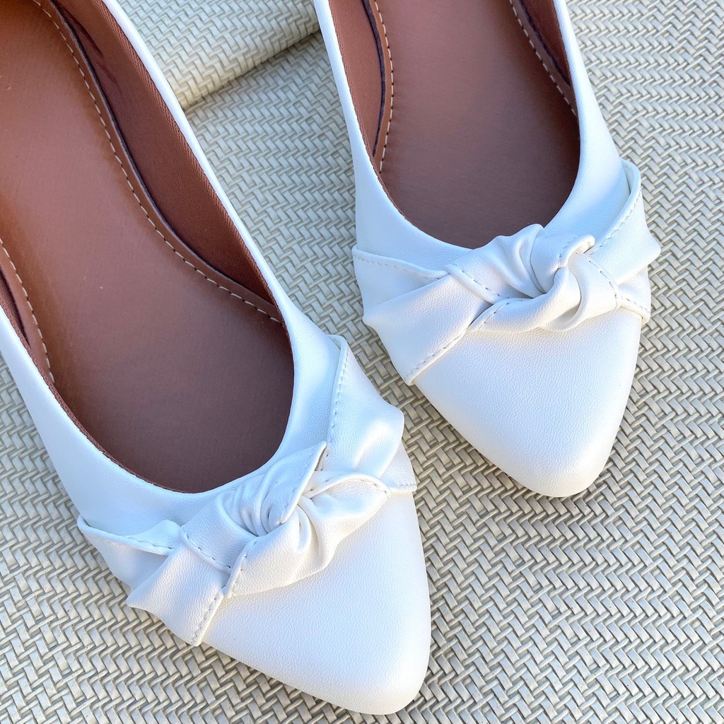 Sapatilha Mocassim Feminina Bico Fino Napa Branca Com Laço