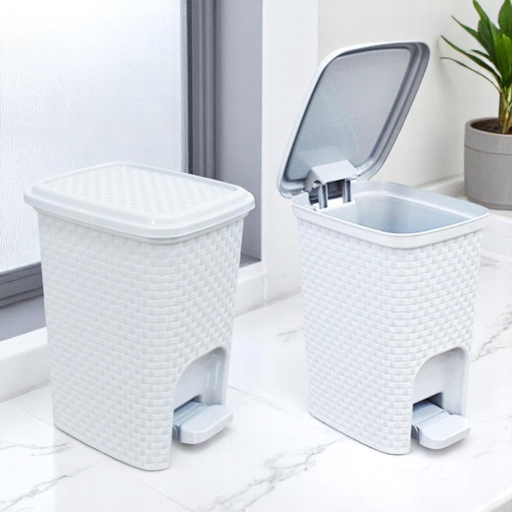 Lixeira 7L Com Pedal Para Banheiro Cozinha Escritório Tampa Rattan Design Moderno