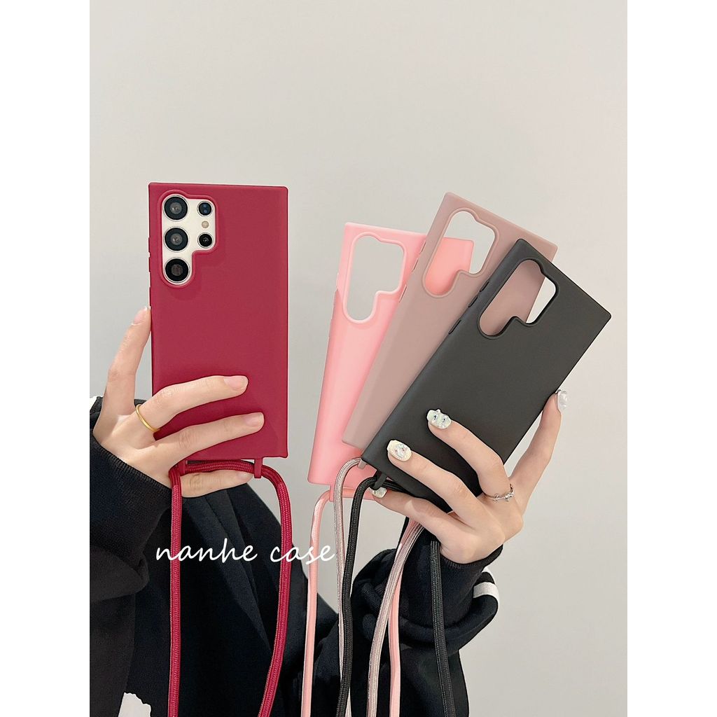 Capa com Cordão Fashion ✨ Anti Queda Sam A e S Crossbody Ajustável