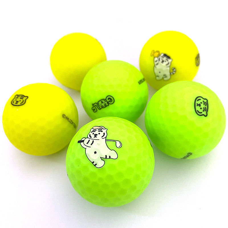 Bola de golfe padrão de competição de três camadas, 42,6 mm, alta elasticidade, acabamento fosco para campo de golfe.