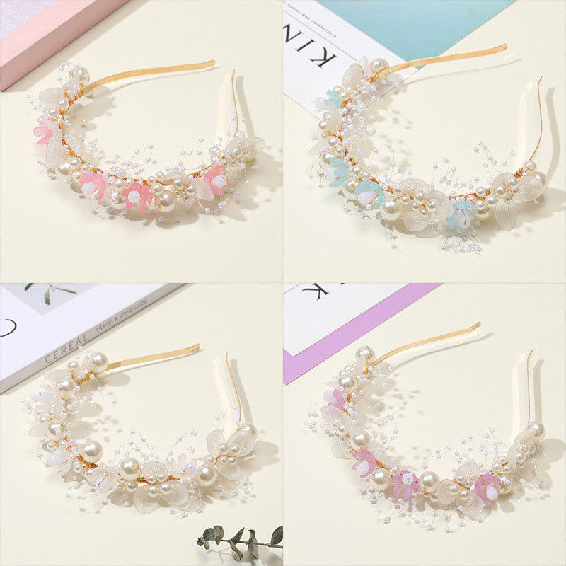 Tiara Floral com Pérolas e Cristais Artesanal Elegante para Casamento Formatura Festas