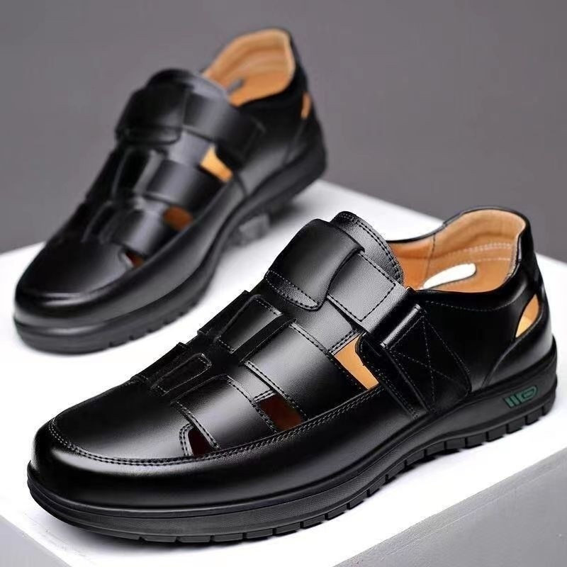 Sandálias de Couro Masculinas 2024 Novos Sapatos de Primavera para Homens Praia de Verão ao Ar Livre QBHW TGEH 56411 GAY