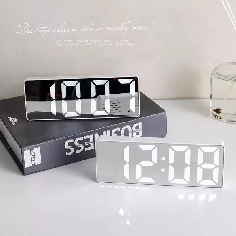 Relógio Despertador Digital De Mesa 16X2X6cm Alarme Temperatura  Pilha AAA Usb   Com Led loja canaa