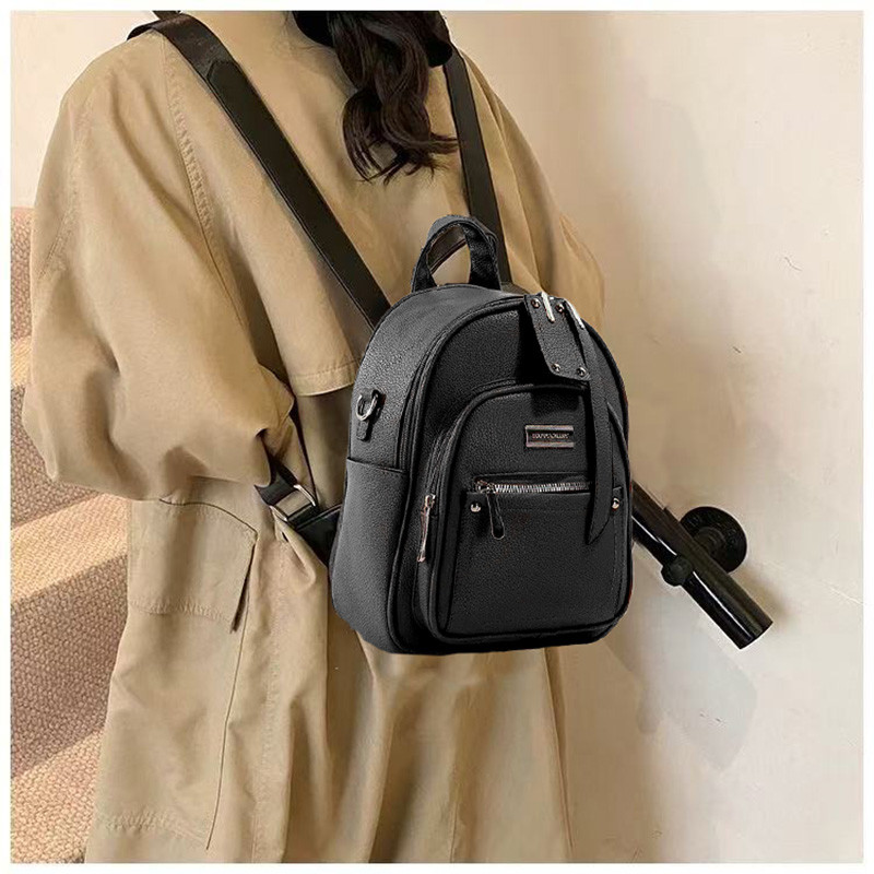 Mochila Feminina Pequena de Couro Sintético Estilosa Casual para Trabalho Viagem Escola