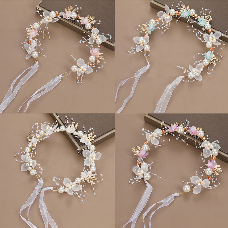 Tiara Daminha de Honra Infantil Enfeite Festa Coroa de Flores e Perolas Arranjo Debutante Noiva