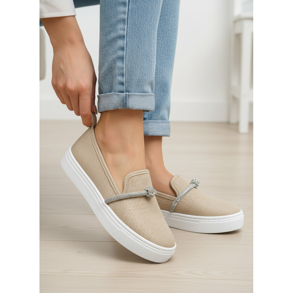 Tênis Feminino Slip On Laço Strass  Casual Iate Calce Fácil confortável