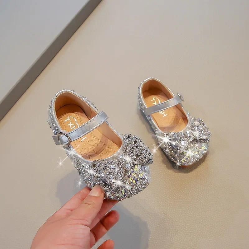 Menina Sapatos De Couro Do Plutônio Novo Bebê Crianças Princesa Elsa Casuais Strass Sola Macia Cristal Moda Dança Mocass