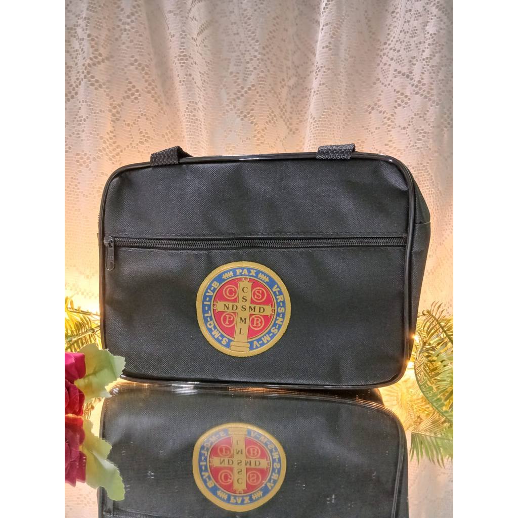 BOLSA PORTA BIBLIA MEDALHA S. BENTO 20/25