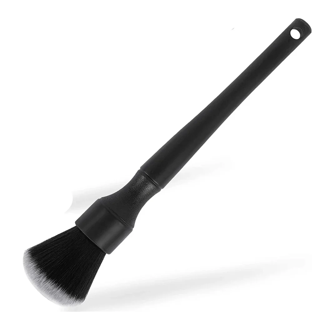  Pincel ultra macio, usado para uma limpeza minuciosa dos interiores de carros.